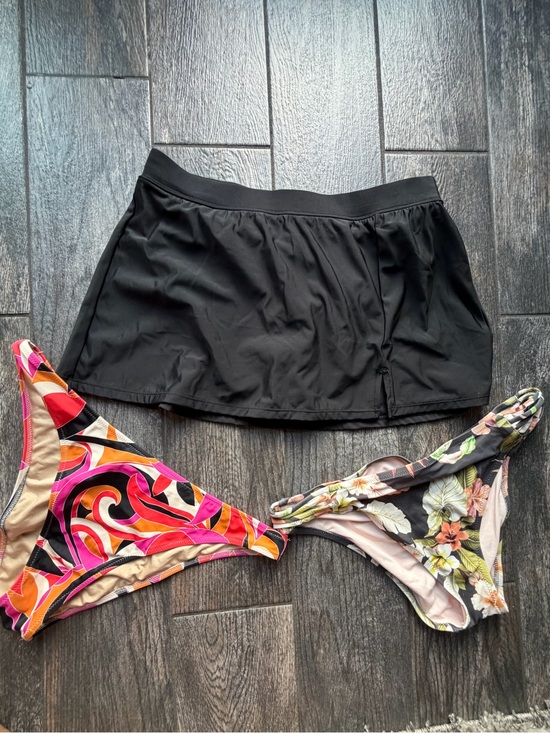 Shade & Shore Other - 🩷 3 -Piece Bottoms -New Black Swim Skirt & 2 Shade & Shore Bikinis- Large